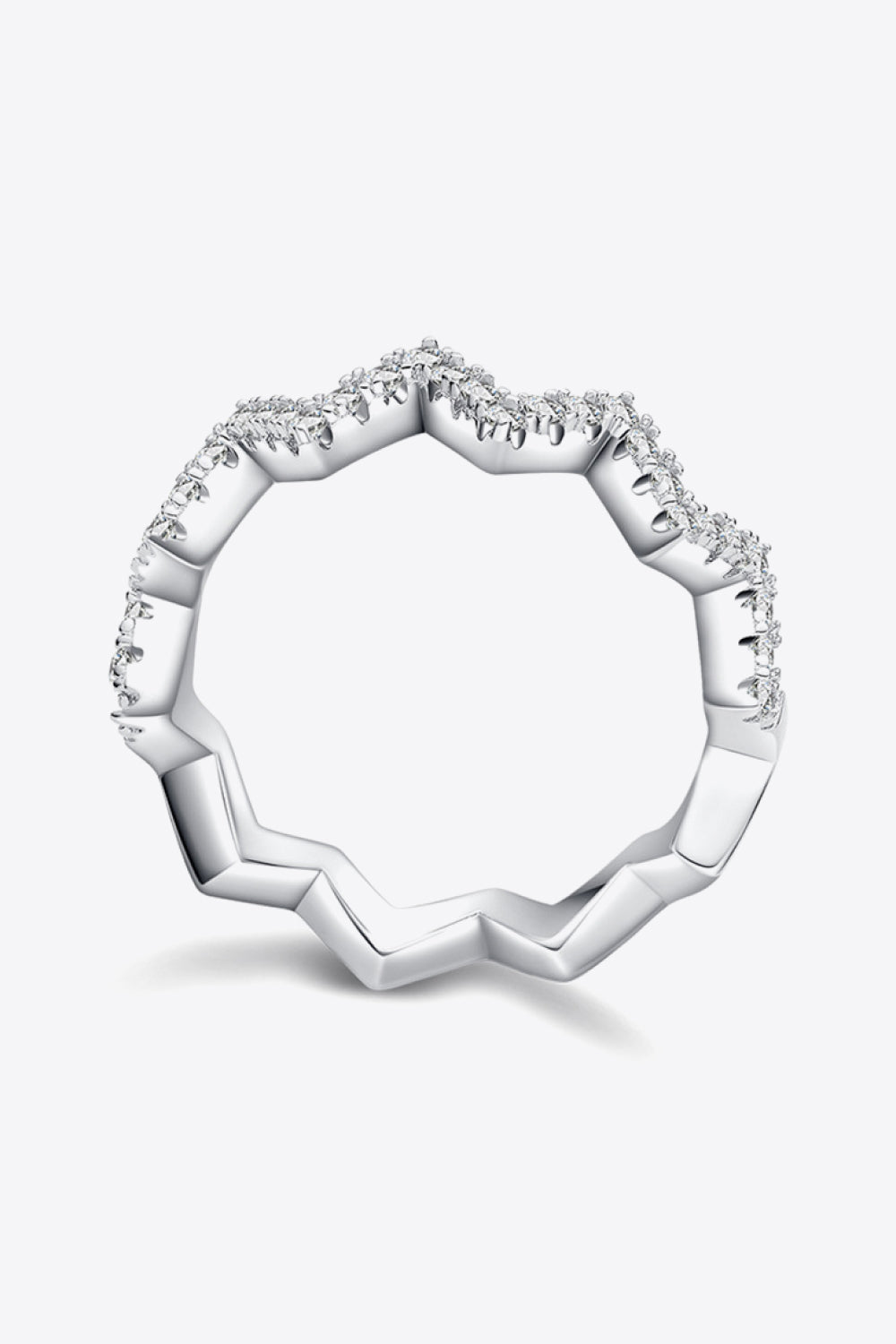 0.38 carat moissanite wavy band ring in platinum-plated 925 sterling silver, side view