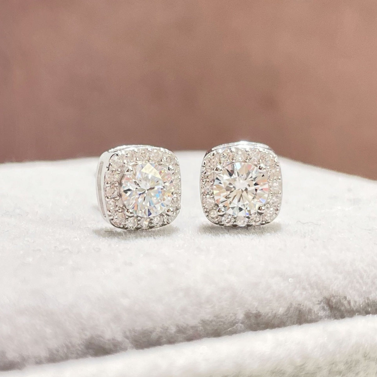 1 carat moissanite stud earrings in 925 sterling silver