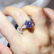 Close view of the ring band and moissanite setting