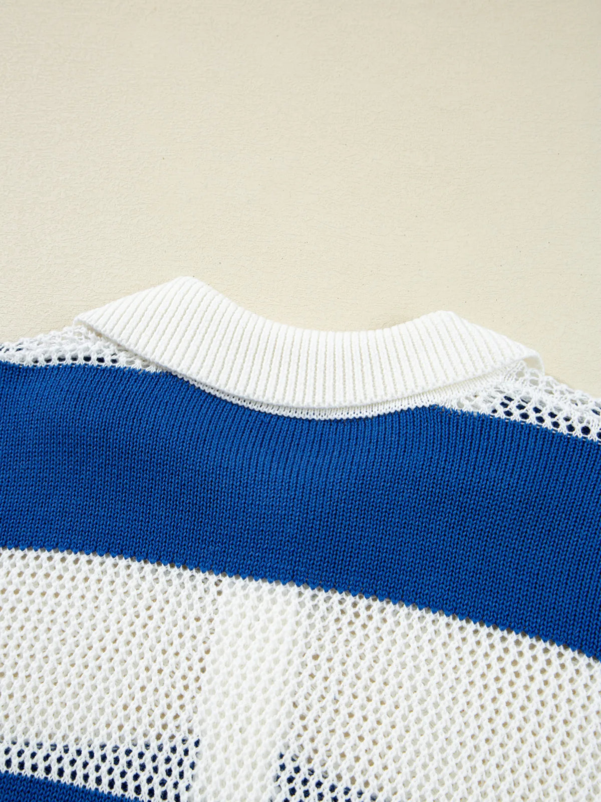Back neckline and crochet-knit texture
