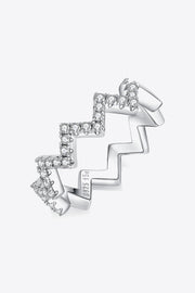 0.38 carat moissanite wavy band ring in platinum-plated 925 sterling silver