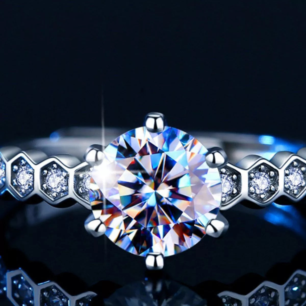 1 carat moissanite ring in 925 sterling silver, close-up view