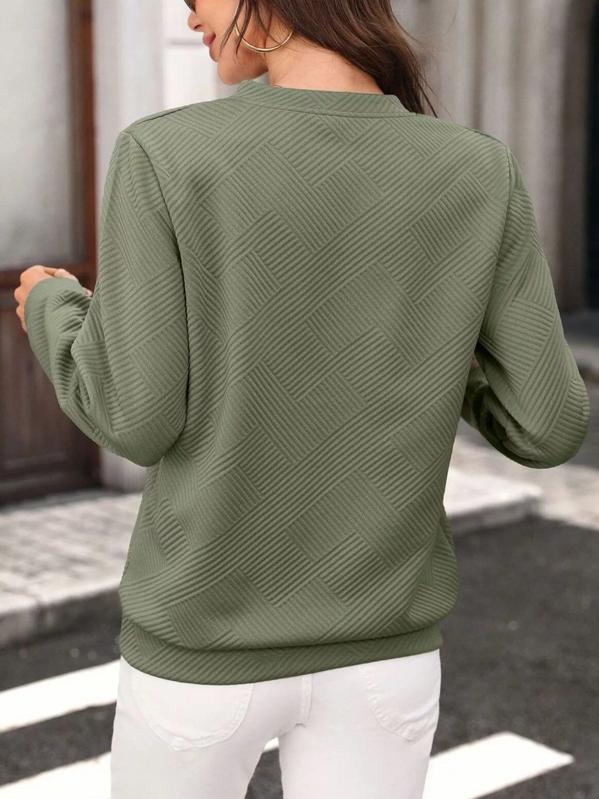 Sleeve detail